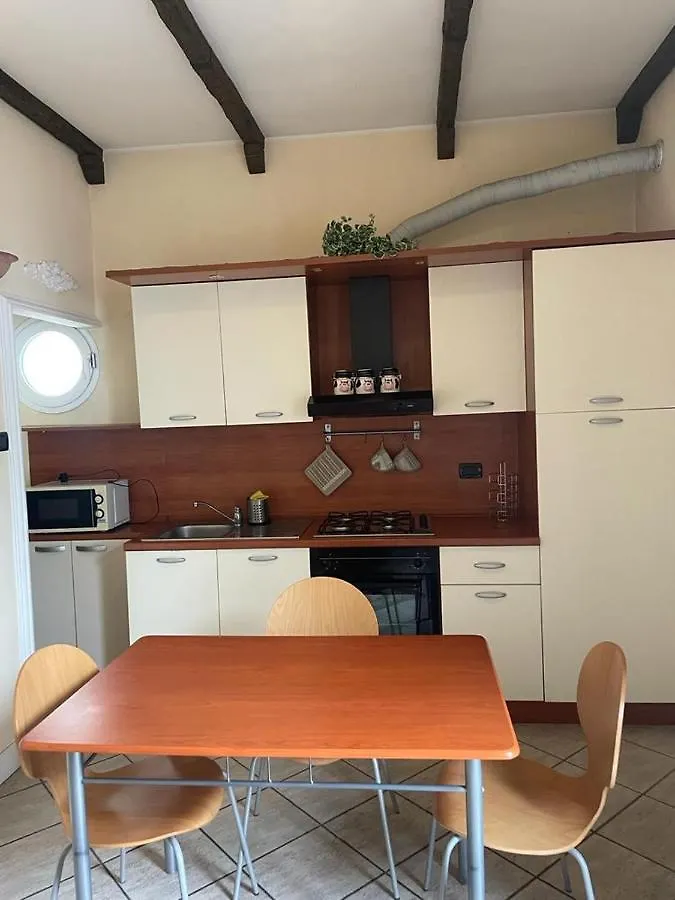 Sofia Apartment Padova 0*,